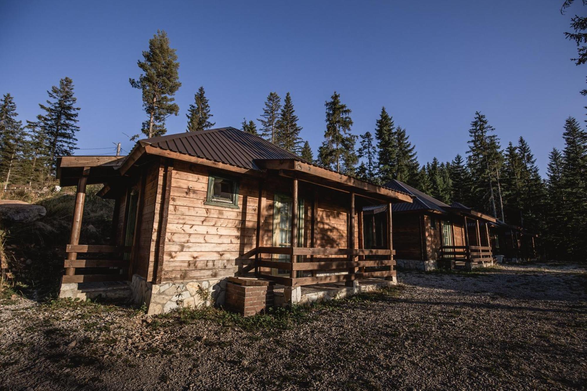 Jela Natural Resort Rozhajë Dış mekan fotoğraf