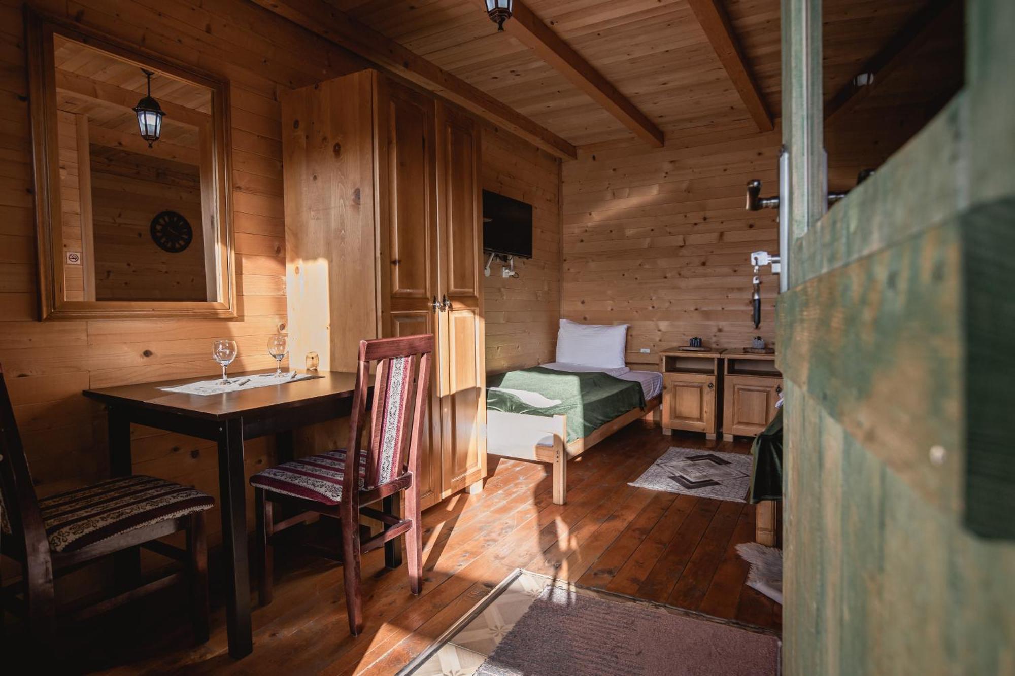 Jela Natural Resort Rozhajë Dış mekan fotoğraf